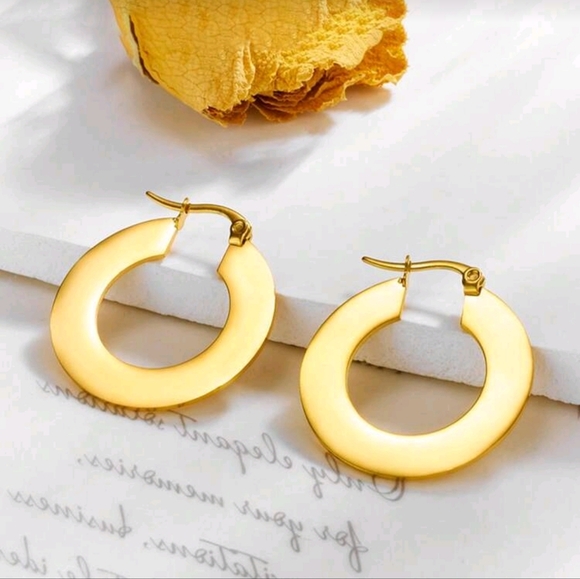 Anthropologie Jewelry - Smooth gp minimalist huggies; thin & light weight; not big or tiny; 1.18"; nwot